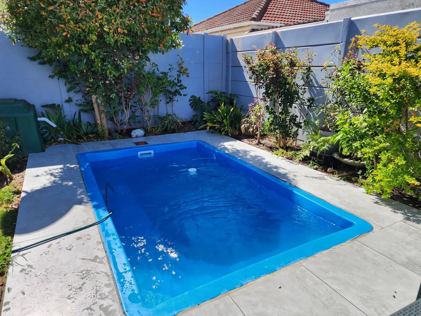 New fibreglass pool installed by Mother City Pools
